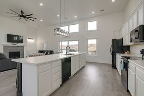 Bright Cotter Vacation Rental w/ White River Views