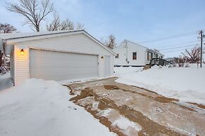 Pet-friendly Hiawatha Retreat w/ Private Yard!