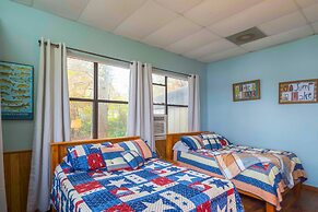 Lakefront Netterville Landing Home w/ Private Dock