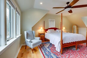 Expansive Wilmot Escape w/ Deck Near Skiing!