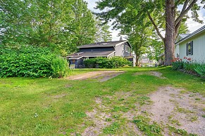 'the Lodge on Lake 13' Private Lakefront Retreat!