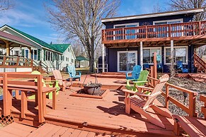 Boat Dock & Lake Access: Farwell Home w/ Balcony!