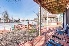 Boat Dock & Lake Access: Farwell Home w/ Balcony!