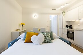 notaMi - Little West