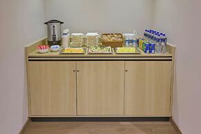 City Express By Marriott Cancun Aeropuerto