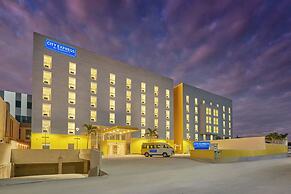 City Express By Marriott Cancun Aeropuerto