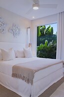 Palm Grove Villas & Hotel