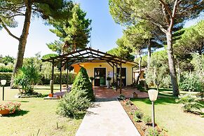 Residence with pool in Guardistallo