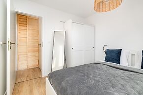 Near the Warta River Poznan by Renters