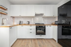 Near the Warta River Poznan by Renters