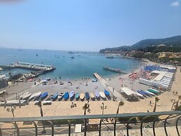 Un Tuffo nel Mare by PortofinoVacanze