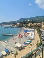 Un Tuffo nel Mare by PortofinoVacanze