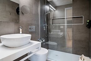 limehome Sevilla Ronda de Capuchinos