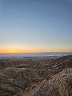 Luxury 1 BR Apartment Near the Dead Sea