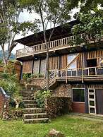 La Veranda Hotel & Restaurant