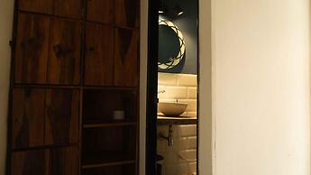 La Veranda Hotel & Restaurant