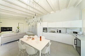 Villa Ester by Wonderful Italy