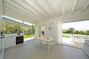 Villa Ester by Wonderful Italy