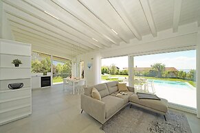 Villa Ester by Wonderful Italy