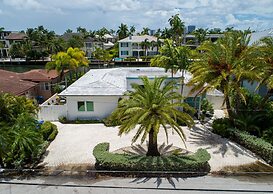 Casa Flamingo Intracoastal Heated Pool