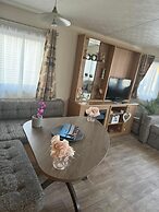 Captivating 3-bed Static Caravan in Clacton-on-sea