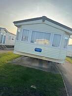 Captivating 3-bed Static Caravan in Clacton-on-sea