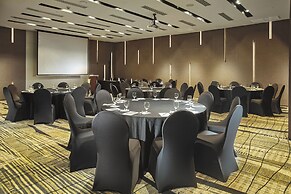 Oakwood Makati Avenue