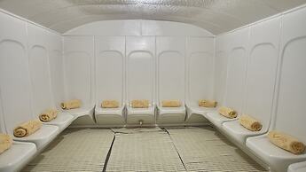 Oakwood Makati Avenue