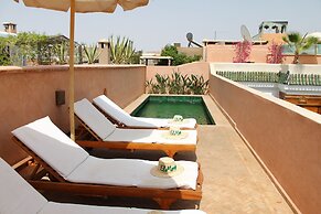 El Morocco Hotel