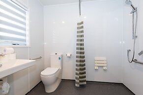 Aurora City Suites Motel