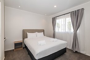 Aurora City Suites Motel