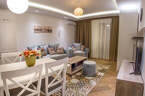 Villa Marco Polo With Swimming Pool