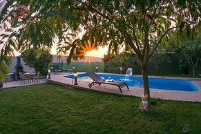 Villa Marco Polo With Swimming Pool