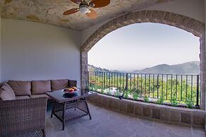 Villa Marco Polo With Swimming Pool