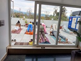 Hotel Mahadev Rishikesh