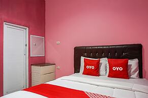OYO Life 93342 Yasmine Guesthouse Syariah