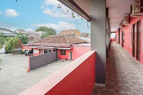 OYO Life 93342 Yasmine Guesthouse Syariah