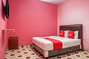 OYO Life 93342 Yasmine Guesthouse Syariah