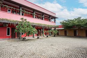 OYO Life 93342 Yasmine Guesthouse Syariah