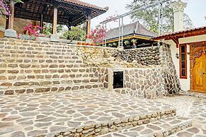 Capital O 93345 The Saka Guest House Syariah