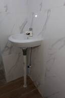 OYO 93356 Pondok Cirendeu