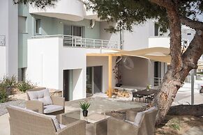 Cavos Boutique Homes