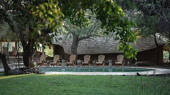 Mashatu Lodge - Mashatu Game Reserve