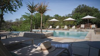 Mashatu Lodge - Mashatu Game Reserve