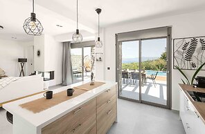 Koni Villas 1 by Halkidiki Villas