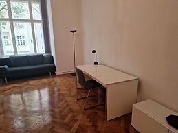 Family Apartment Charlottenburg