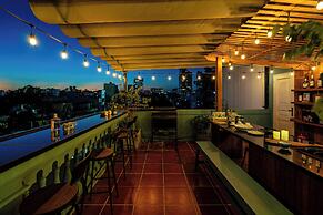 Mersey Central Saigon Apart'Hotel