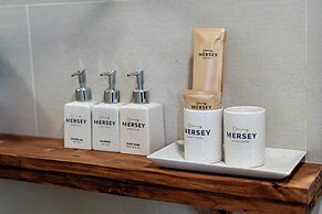 Mersey Central Saigon Apart'Hotel