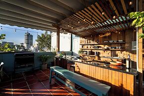 Mersey Central Saigon Apart'Hotel