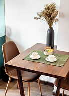 Mersey Central Saigon Apart'Hotel